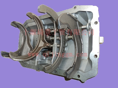 上盖总成DC6J60TC-210A_HQ环球体育大齿变速箱配件