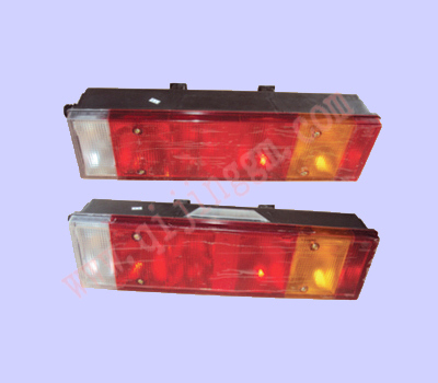37ZB6-73010 后尾灯 HQ环球体育天龙驾驶室配件 HQ环球体育天龙配件