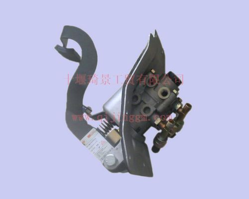 制动踏板工艺合件3504001-C0100GY01_HQ环球体育天龙驾驶室配件