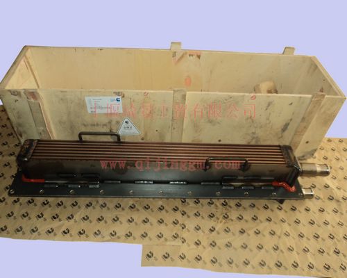 中冷器3001299_HQ环球体育HQ环球体育/cumminsKTA19-C525发动机配件