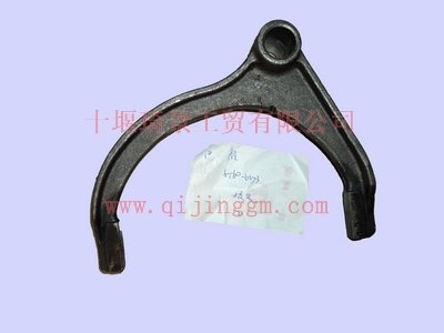 万里扬C62-867三四档拨叉5T60-6573_HQ环球体育变速箱配件